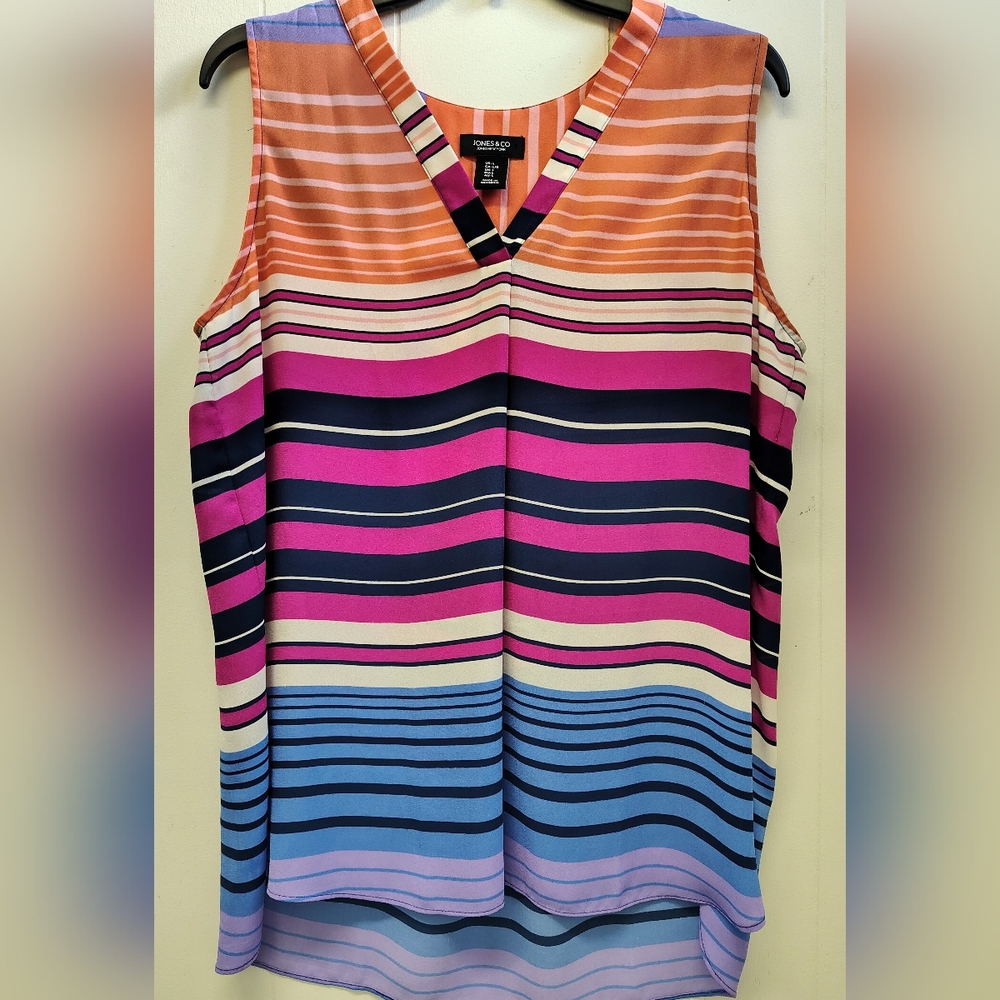 Jones & CO Striped V-Neck Sleeveless Top Size L